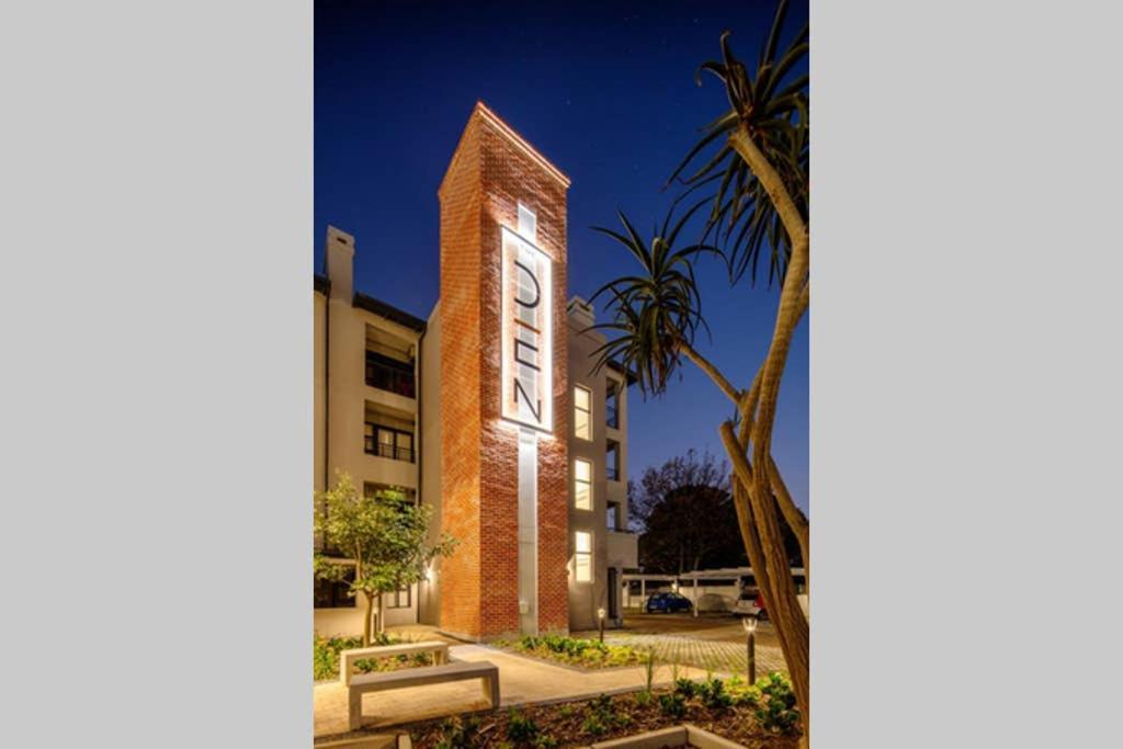 Unique Stay, The Den Apartments Stellenbosch Dış mekan fotoğraf