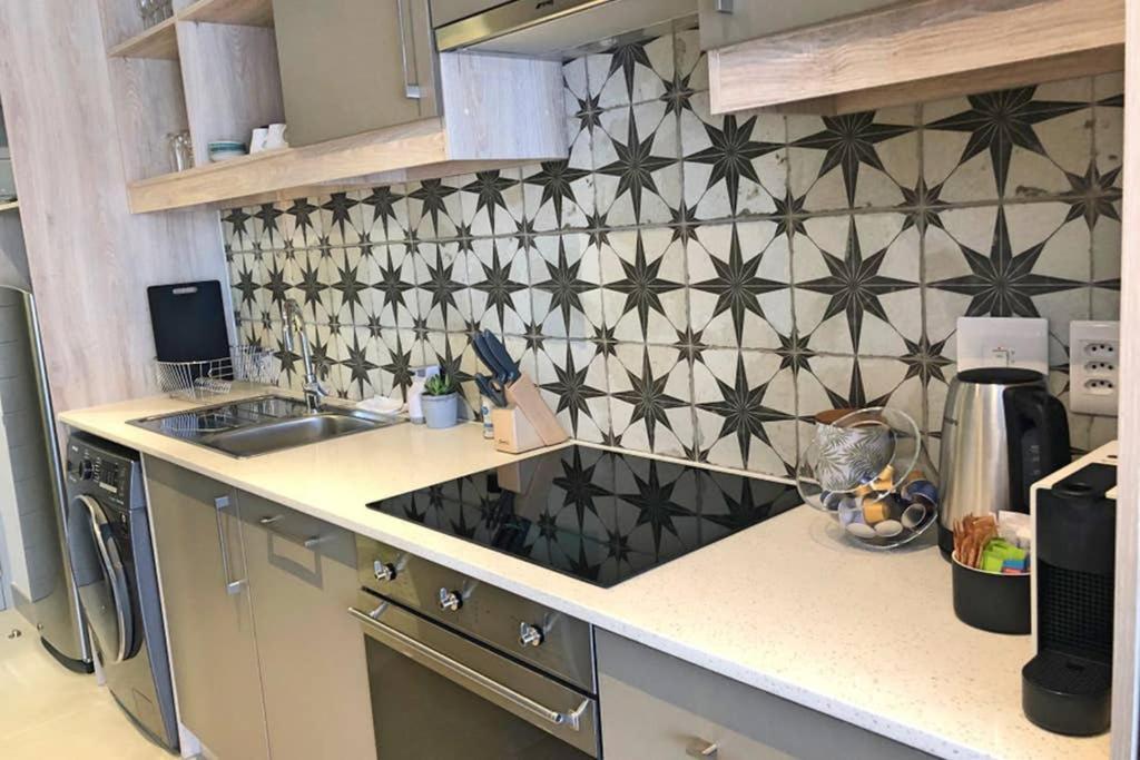 Unique Stay, The Den Apartments Stellenbosch Dış mekan fotoğraf